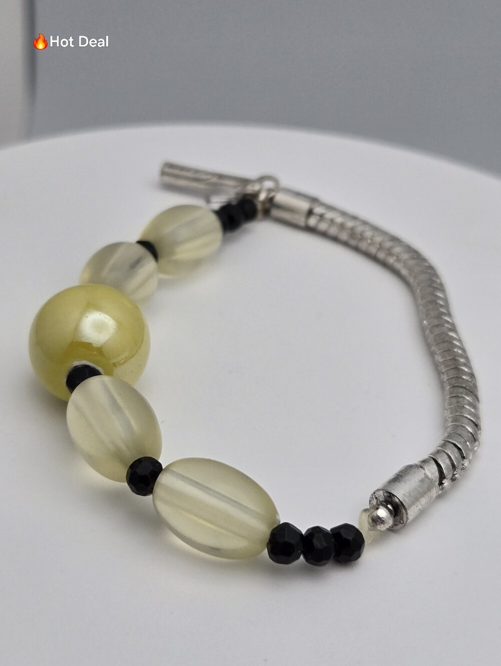 ✨2/$10✨Beaded Toggle Bracelet Cream Black Silver Tone Stretch Kenneth Cole 2.5"